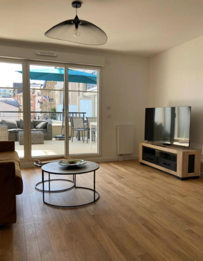Very Nice And Quiet 42 M In Suresnes With Parking Eksteriør bilde